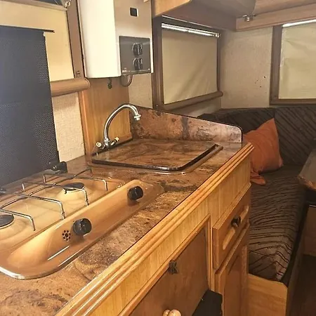 אתר קמפינג Autocaravana Vacacional