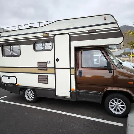 Autocaravana Vacacional אדחה